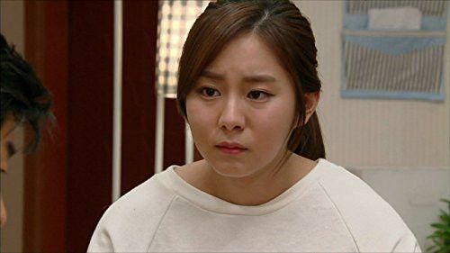 Kim You-Jin in Gold Rainbow (2013)