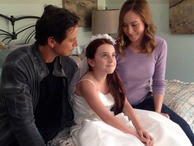 Still of Audrey Casson with Scott Wolf and Courtney Ford in 