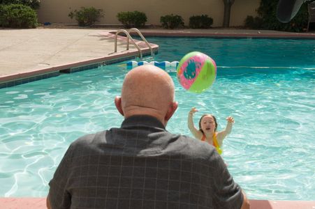 People: Abigail Zoe Lewis and Jonathan Banks Characters: Mike Ehrmantraut, Kaylee Ehrmantraut Better Call Saul, Bali Ha'