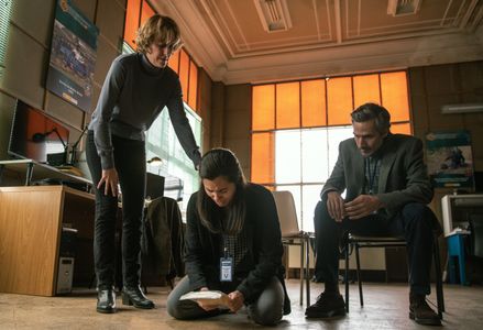 Raúl Prieto, Aixa Villagrán, and Loreto Mauleón in The Snow Girl (2023)