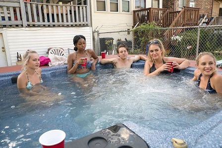 Shameless S8 E1