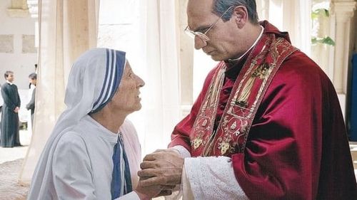 Mariolina De Fano and Fabrizio Gifuni in Paul VI: The Pope in the Tempest (2008)