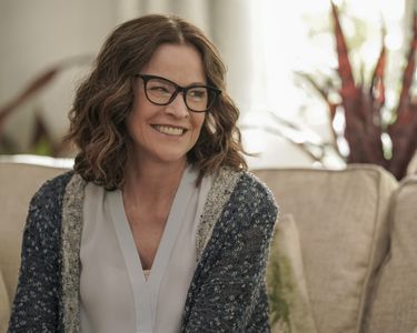 Ally Sheedy in Single Drunk Female (2022)