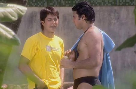 Shabbir Ahluwalia in Kahiin To Hoga (2003)