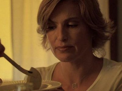 Mariska Hargitay in Plain Truth (2004)