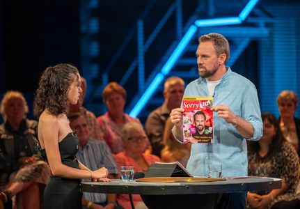 Steven Gätjen and Alisa Mewes in Sorry für alles (2019)