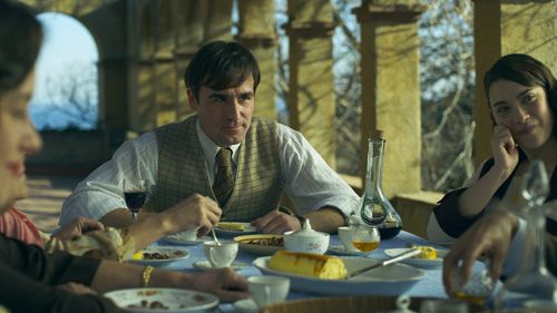 Eduardo Lloveras in Miró (2023)