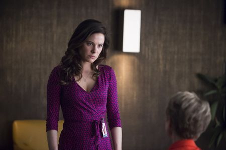 Caroline Dhavernas in Hannibal (2013)