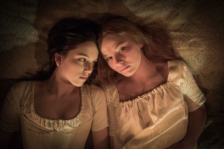Hannah Rae, Devrim Lingnau, Carmilla