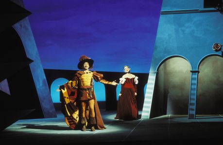 Lara Fabian and Mario Frangoulis in De-Lovely (2004)