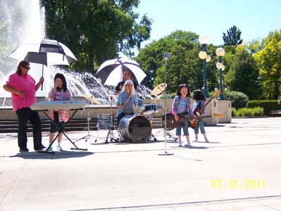 On set of McKenna shoots for the stars