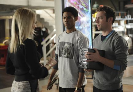Alphonso McAuley in Breaking In: Who's the Boss? (2012)