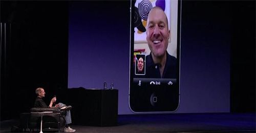 Steve Jobs and Jonathan Ive
