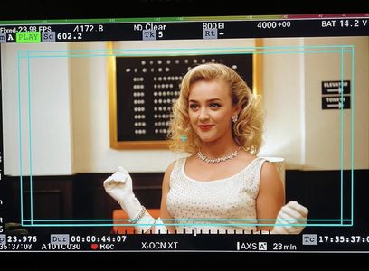 Peyton Woolf as Young Diane Davies in Acapulco
