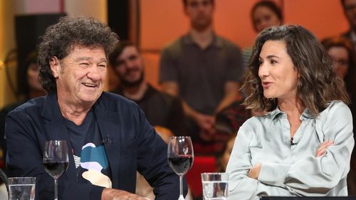 Robert Charlebois and Karine Gonthier-Hyndman in Tout le monde en parle (2004)