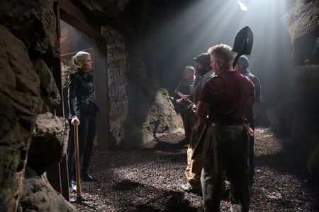 Lee Arenberg, David Avalon, Michael Coleman, and Jennifer Morrison in Once Upon a Time (2011)