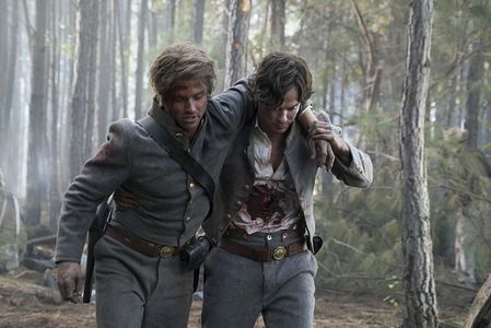 Ian Somerhalder and Evan Gamble in The Vampire Diaries (2009)
