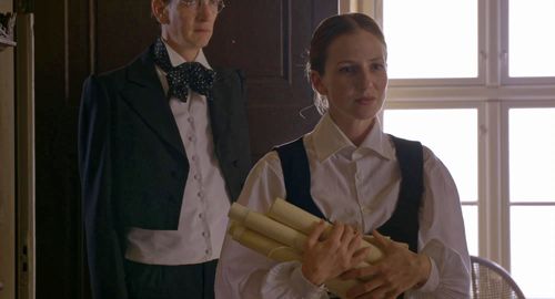 Tom Keidel and Elisa Thiemann in Effigy: Poison and the City (2019)