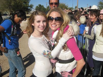 Paige Hemmis, Emma Roberts, Extreme Makeover: Home Edition Texas