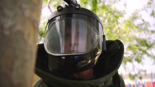 Bomb tech on 9-1-1