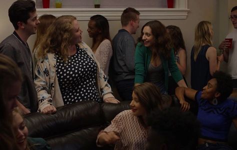 Still of Danielle Macdonald, Miriam Moss, Jordan Brodess, Khloe Janel, and Lillie Cummings in Easy season 2 ep. 6 “Prodi