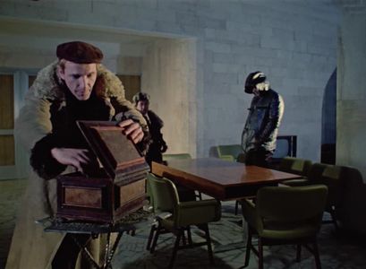 Valentin Gaft, Mikhail Svetin, and Emmanuil Vitorgan in Magicians (1982)