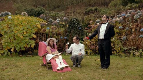 Cleia Almeida, Pedro Diogo, and Carlos Mendes in Posfácio nas Confecções Canhão (2012)