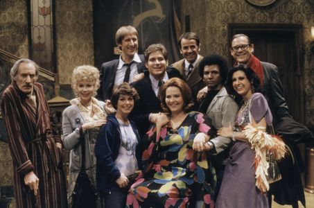 James Cromwell, Conchata Ferrell, Lee Bergere, Henry Calvert, Al Freeman Jr., Stan Gottlieb, Gloria LeRoy, Jeannie Liner