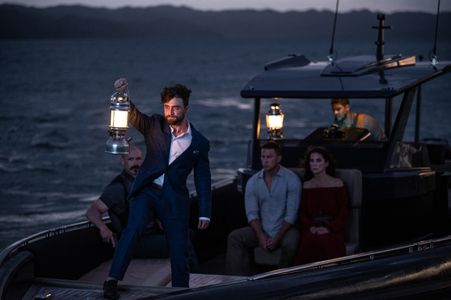 Sandra Bullock, Daniel Radcliffe, Channing Tatum, Héctor Aníbal, and Thomas Forbes-Johnson in The Lost City (2022)