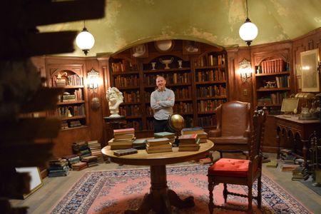 Michael Shaw on the set of Lodge 49
