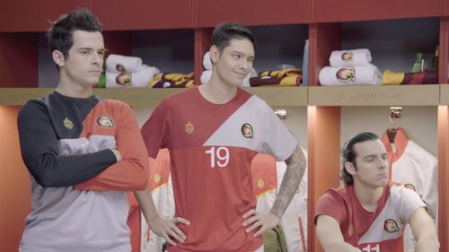 Guido Pennelli, Daniel Patiño, and Lucas Minuzzi in Once: Episodio 137 (2018)