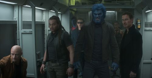 Nicholas Hoult, James McAvoy, Michael Fassbender, Andrew Stehlin, Kodi Smit-McPhee, Tye Sheridan, and Kota Eberhardt in 