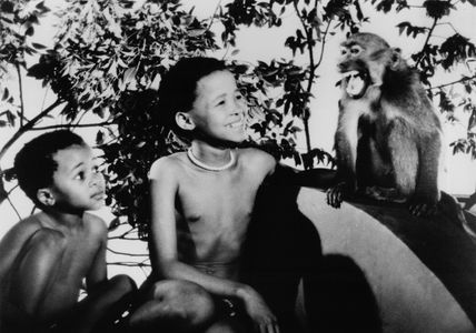 Eiros and Nadies in The Gods Must Be Crazy (1980)