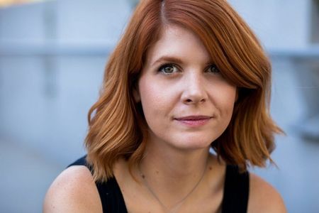 Annie Bond