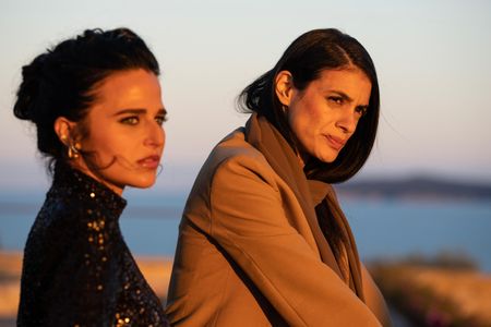 Laysla De Oliveira and Stephanie Nur in Special Ops: Lioness (2023)