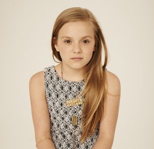 Maisy Stella