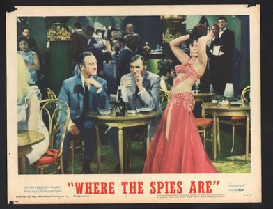David Niven and Nigel Davenport in Where the Spies Are (1966)
