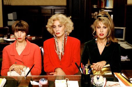 Victoria Abril, Marisa Paredes, and Miriam Díaz-Aroca in High Heels (1991)
