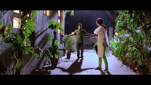 Prateik Babbar and Amy Jackson in Ekk Deewana Tha (2012)