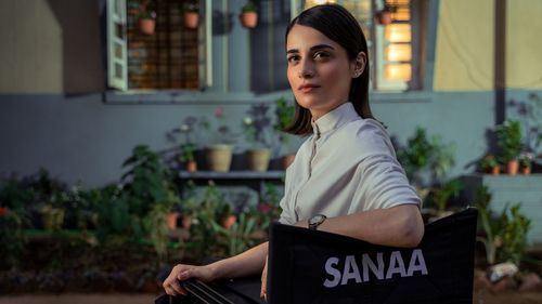 Radhika Madan in Sanaa (2022)