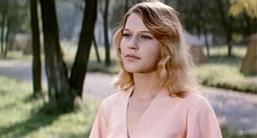 Anna Kamenkova in Vesenniy prizyv (1978)