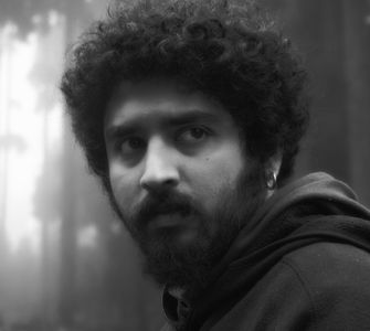 Aditya Vikram Sengupta in Labour of Love (2014)