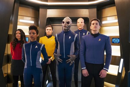 Doug Jones, Anson Mount, David Benjamin Tomlinson, Rachael Ancheril, Sonequa Martin-Green, and Sean Connolly Affleck in 