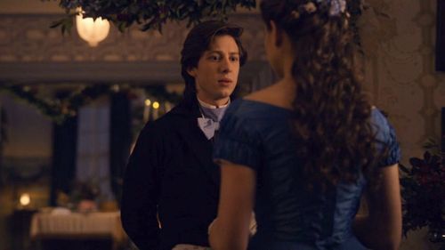 Hailee Steinfeld and Samuel Farnsworth in Dickinson (2019)