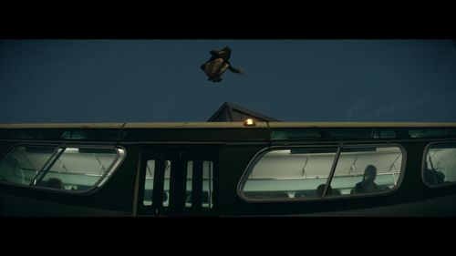 Nash jumps on bus