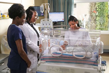Jasmine Ashanti as Kenzie on The Good Doctor