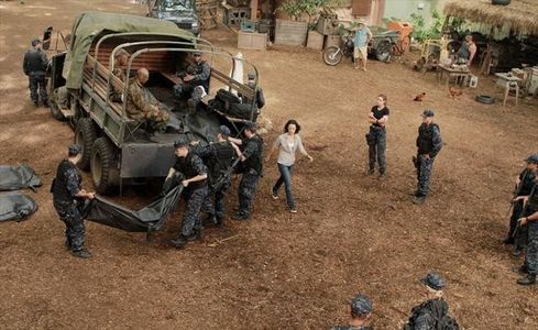 Camille De Pazzis and Daisy Betts in Last Resort (2012)
