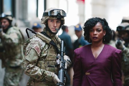 Aunjanue Ellis-Taylor and Benjamin Jones in Quantico (2015)