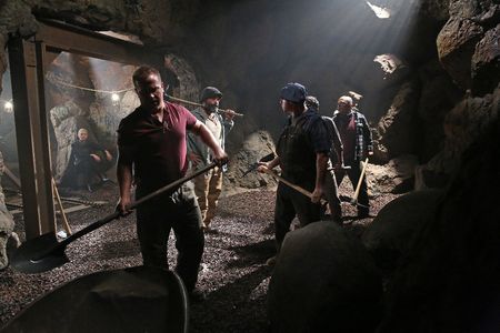 Mig Macario, Lee Arenberg, Michael Coleman, Gabe Khouth, and Jennifer Morrison in Once Upon a Time (2011)