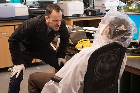 Jonny Lee Miller and Jason Danieley in Elementary (2012)